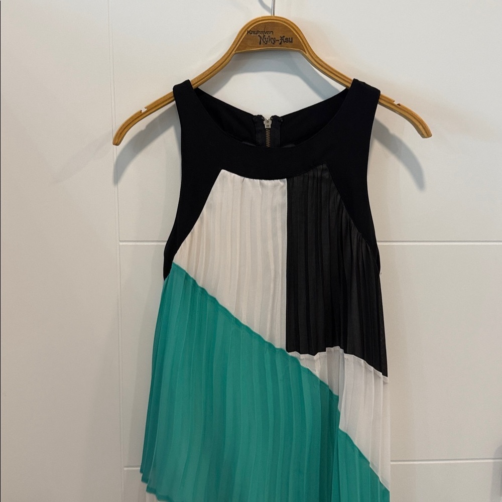 Buffalo David Bitton Black Sleeveless dress size small - Picture 2 of 8